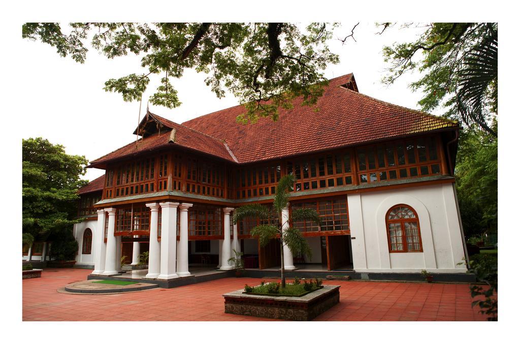 Bolgatty Palace & Island Resort Kochi Exterior foto